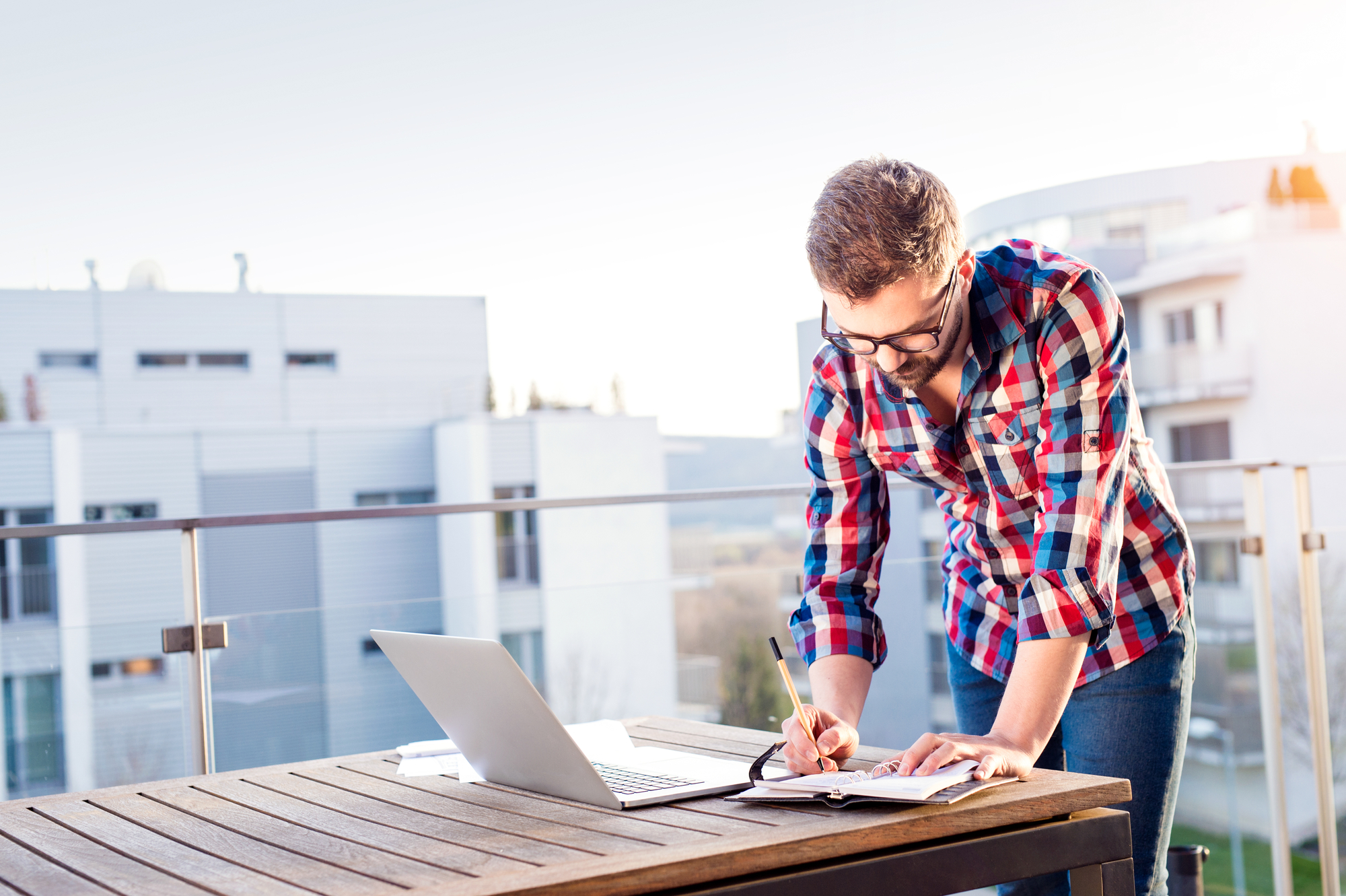Emprender como Asesor de Seguros: 5 razones para iniciar en la carrera